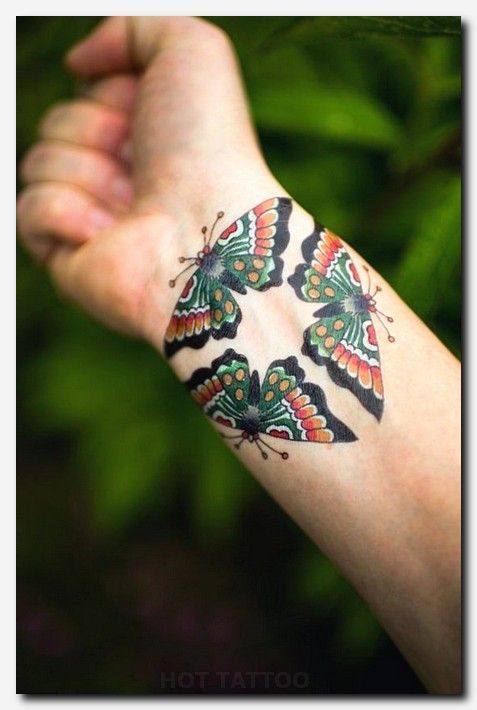 24 best moth tattoo images on pinterest blackwork cincinnati 24 best moth tattoo images on pinterest blackwork cincinnati