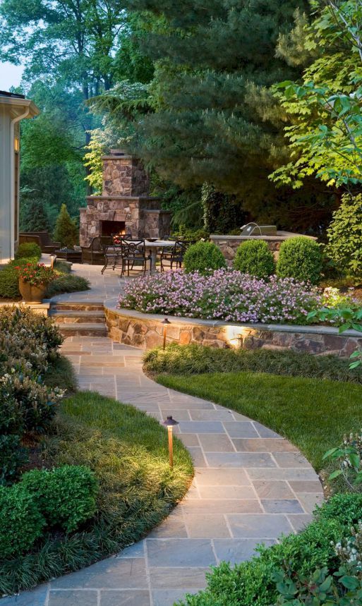 25 Gorgeous Garden Paths And Walkways Ideas To Increase Your Garden Paths And Walkways Ideas 022