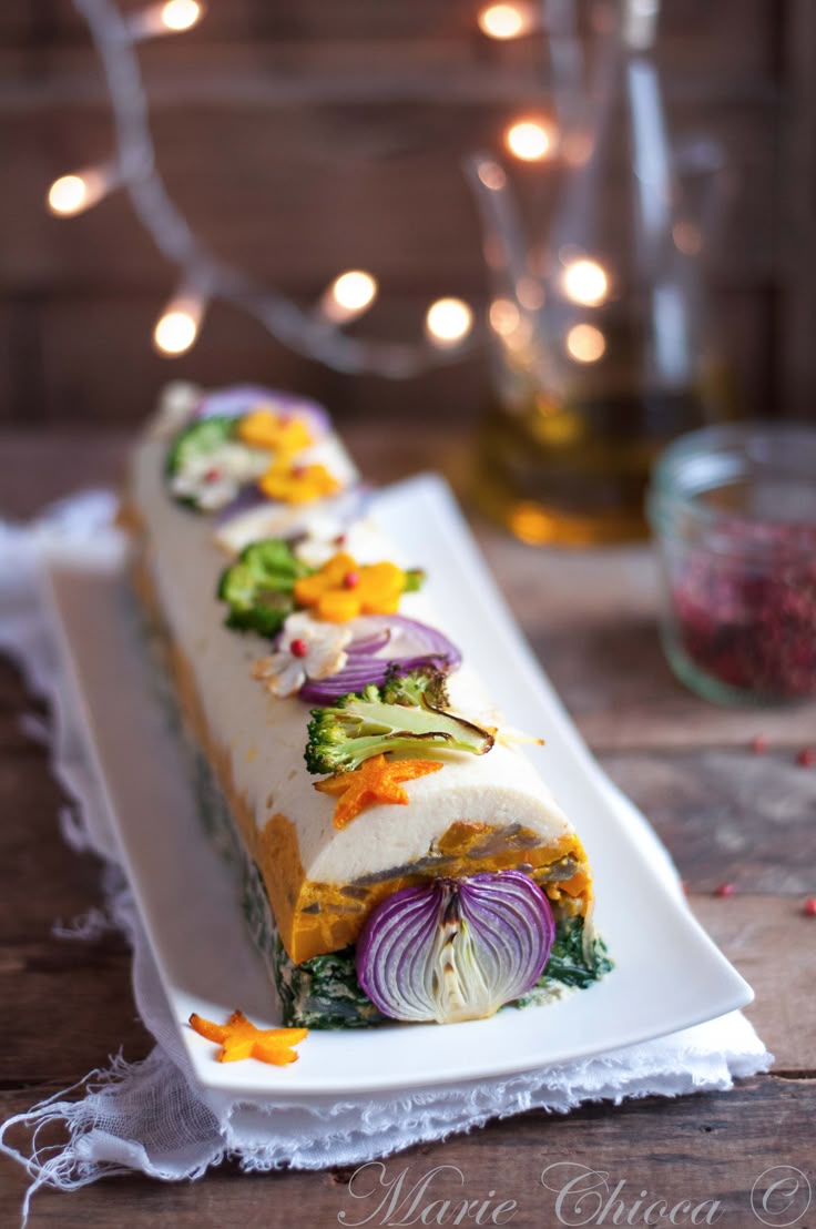 { Vous reprendrez bien un peu de bûche avec votre dinde