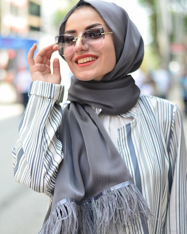 Sal Ve Aksesuar Daki Adresimiz Emell Turgay Fashion Hijabi Hijab