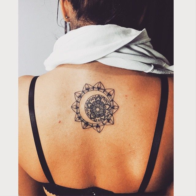 Tattoo oberer rücken