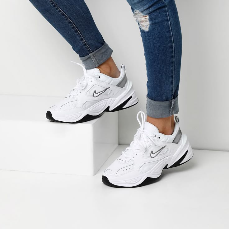 Hromadu Fyzika Kanal Nike W M2k Tekno White White Cool Grey Black On Feet Brambory Dalsi Ridit