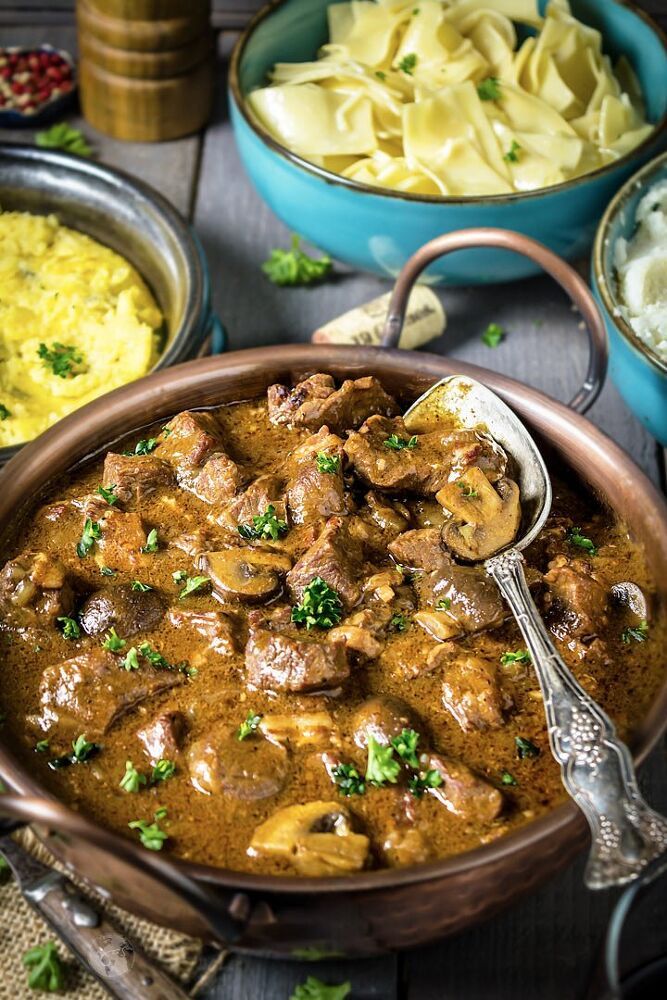 Instant Pot Beef Stew With Mushrooms And Red Wine Easy And Quick Family Dinner Idea For Sunday Pot Beef Stew Instant Pot Beef Beef Bourguignon