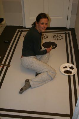 How to Paint a Floor (DIY painted rug) | DIY Show Off ™ - DIY Decorating and H...