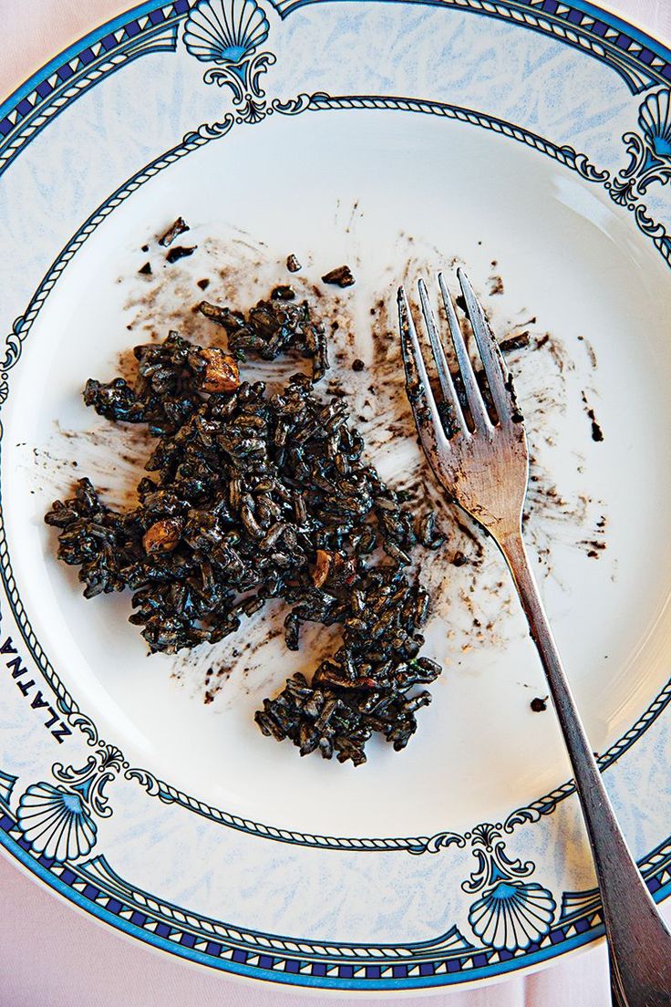 Crni Rižoto (Black Cuttlefish Risotto) Eastern european Crni Rižoto (Black Cuttlefish Risotto) Eastern european