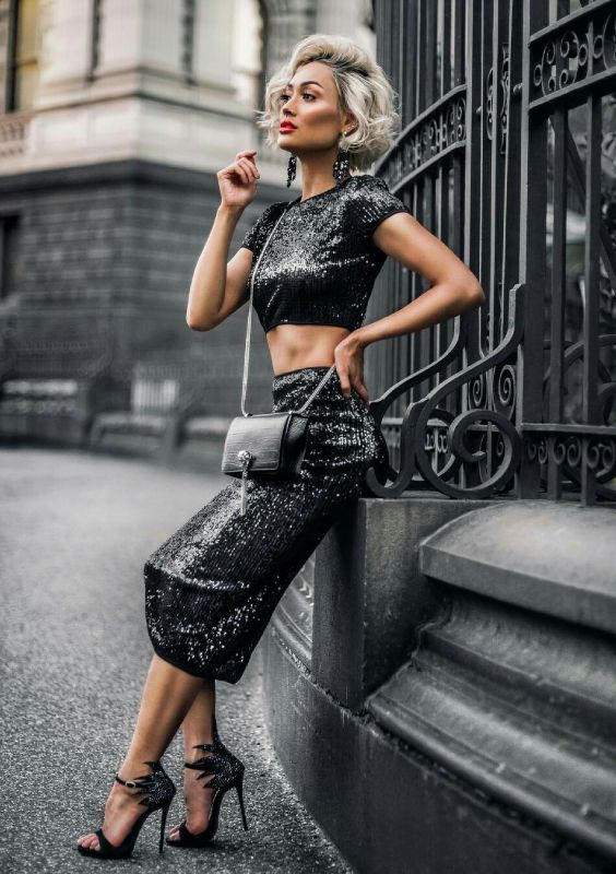 Street licking model glamour