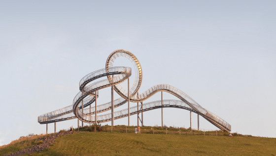 Achterbahn Treppe „Tiger & Turtle: Magic Mountain“ in Duisburg | Staircase, Take the