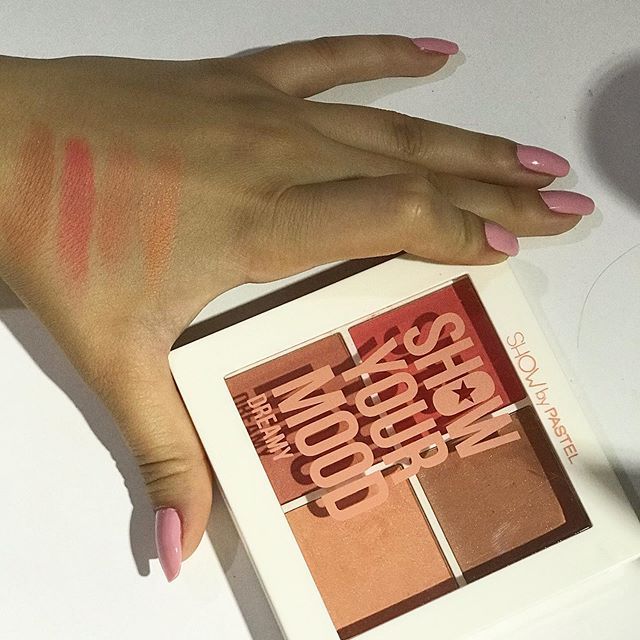 New The 10 Best Makeup Ideas Today With Pictures Seker Mi Seker Allik Paleti Buldum Size Kizlar Gratis Indiriminde 25 Gorur Gorme Eyeshadow Beauty Post