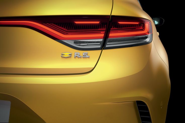 2020 Renault Megane Brings Subtle Visual Tweaks E Tech Plug In Hybrid Variant Carscoops Renault Megane Renault Hot Hatch 2020 Renault Megane Brings Subtle Visual Tweaks E Tech Plug In Hybrid Variant Carscoops Renault Megane Renault Hot Hatch
