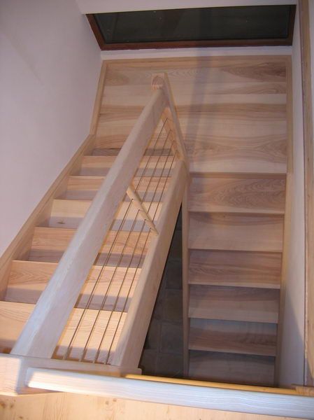 06 01 Escalier deux quart tournant avec palier Espace