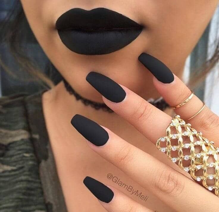 50 dramatische schwarze Acrylnagel-Designs, um Ihren Stil auf Punkt zu halten #…