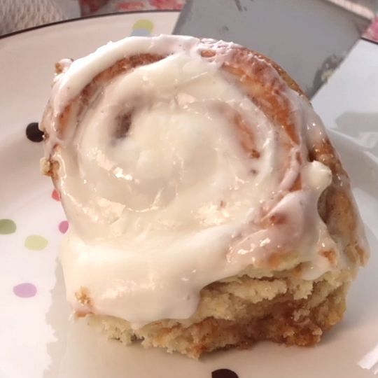 Vegan Cinnamon Rolls With Cashew Icing Ai Made It For You Recipe In 2020 Vegan Cinnamon Rolls Bread Recipes Sweet Cinnamon Rolls