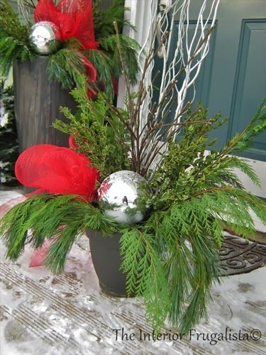 Decorating Front Porch Urns For Christmas Unique Best 25 Christmas Urns Ideas On Pinterest Christmas Planters Inspiration Decorating Front Porch Urns For Christmas Amusing Best 25 Christmas Urns Ideas On Pinterest Christmas Planters Decorating Inspiration