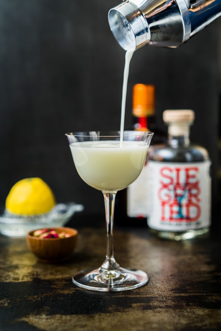 White Lady Cocktail | Rezept | Zubereitung, Gute rezepte, Partyrezepte