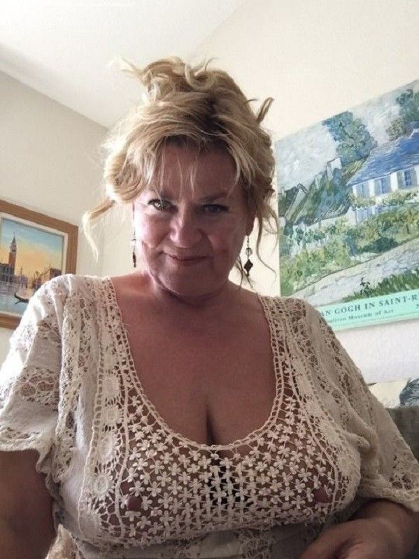 older mature big tit ladies Naked milf pis