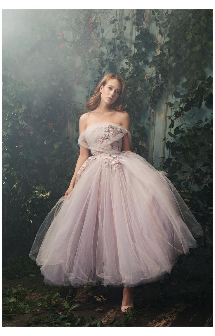Wedding gown. Alice in Wonderland. Short Wedding Dress #dream #dress #