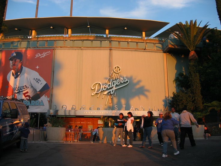 dodgers dating site nude girl covered in nutella