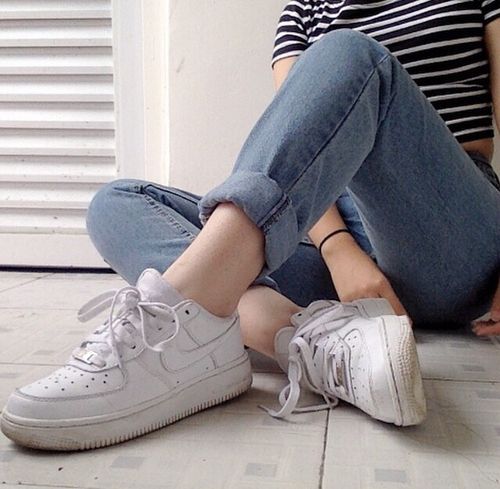 girls white nike air force 1