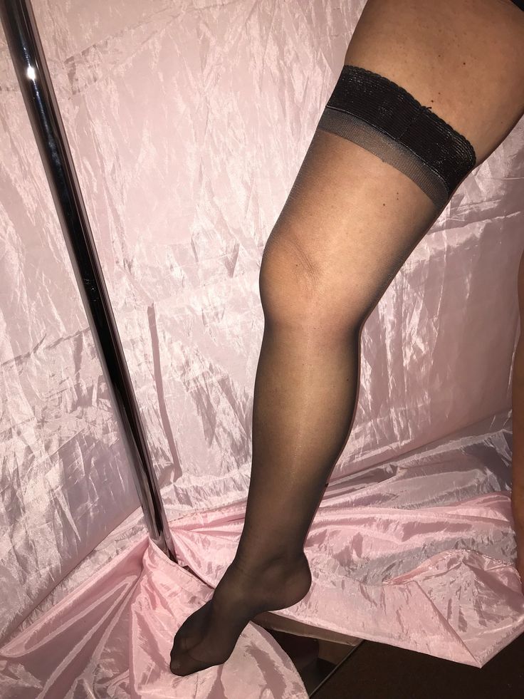 Mature Eu Models In Nylons Mature Eu Models In Nylons