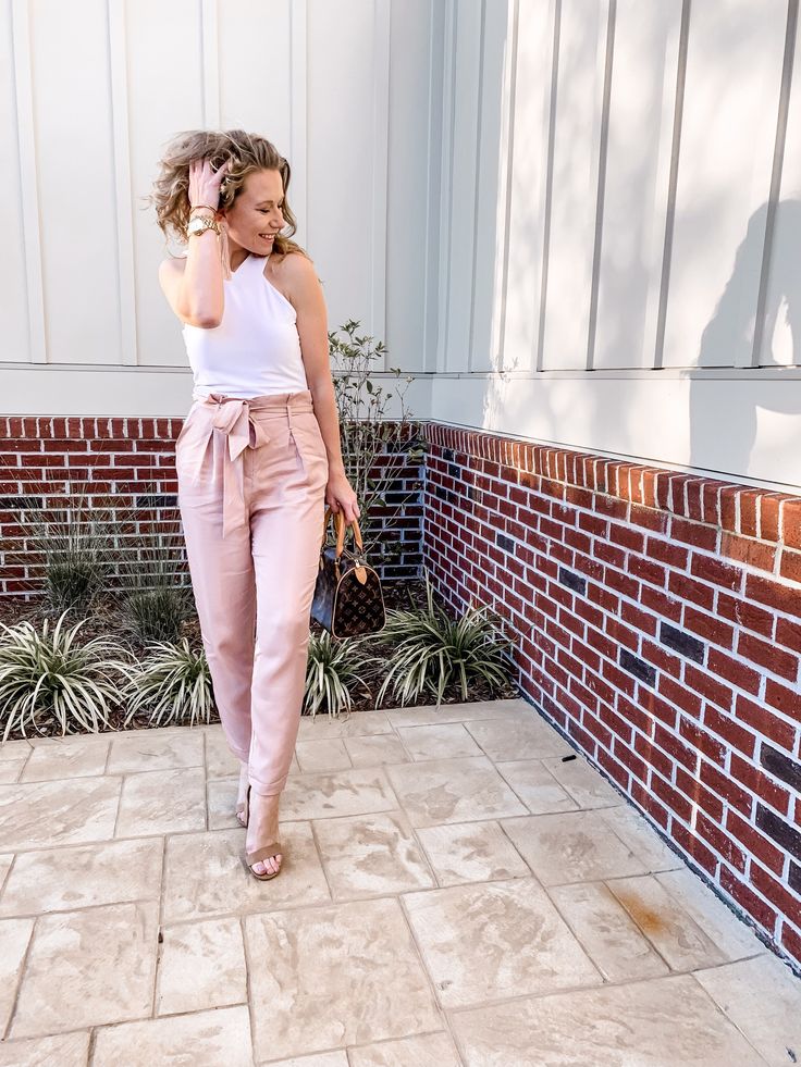 Blush Pink Paperbag Pants - Savvy Lane  Outfits, Casual fall outfits, Cute  outfits