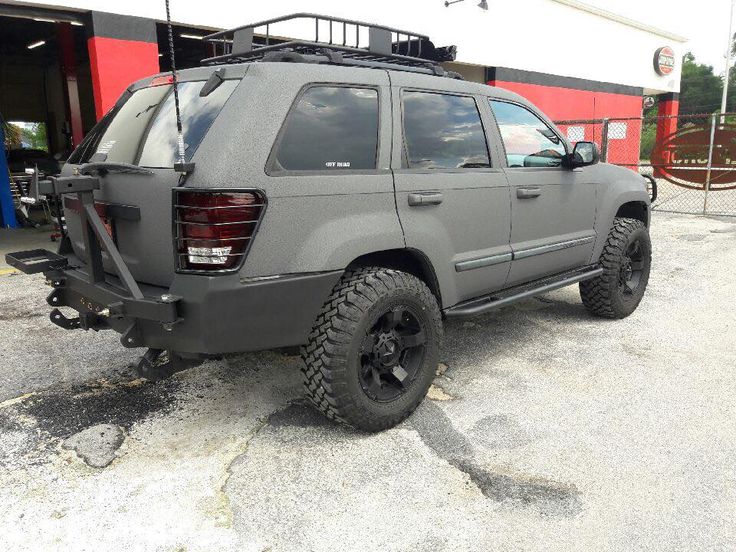 Jeep-Grand-Cherokee-WK-05-10-Rear-Multi-Carrier.-Tire-...