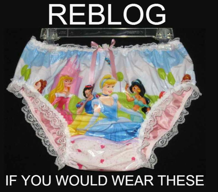 Transvestite wering diapers Transvestite wering diapers