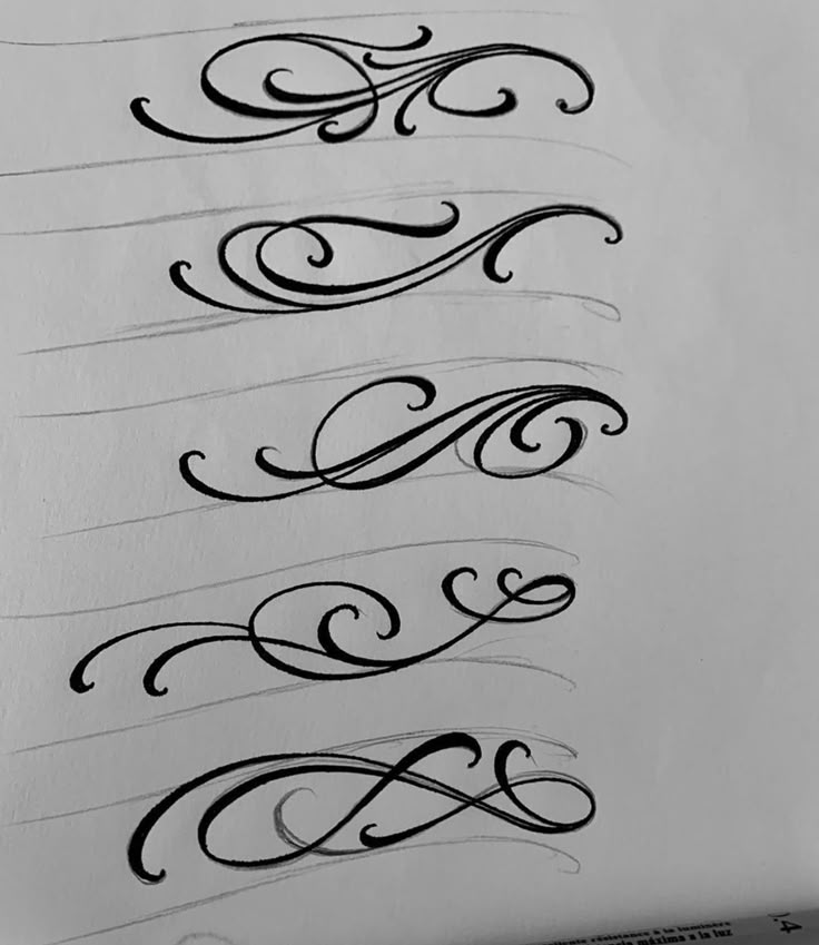 Tattoo schnörkel linien