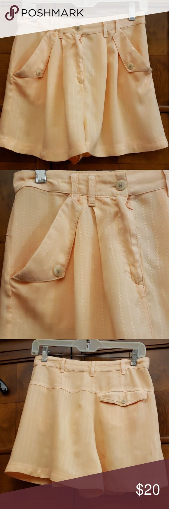 KIMCHI BLUE MIDRISE CASUAL PEACH SHORTS SIZE 4