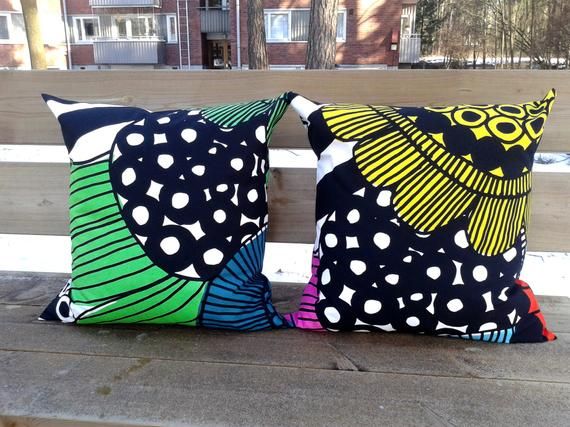 Unavailable Listing On Etsy Cojines Bordados Almohadas Florales Almohadas Bordadas