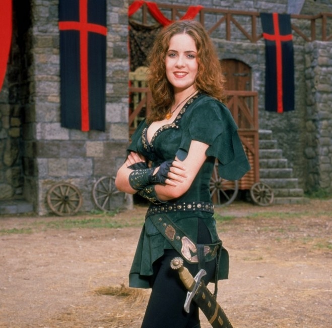 Adelina robin hood Adelina robin hood su044 1 apc