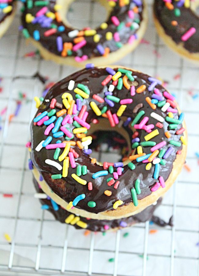 Baked Vanilla Bean Doughnuts with Chocolate Glaze Big Baked Vanilla Bean Doughnuts with Chocolate Glaze Big