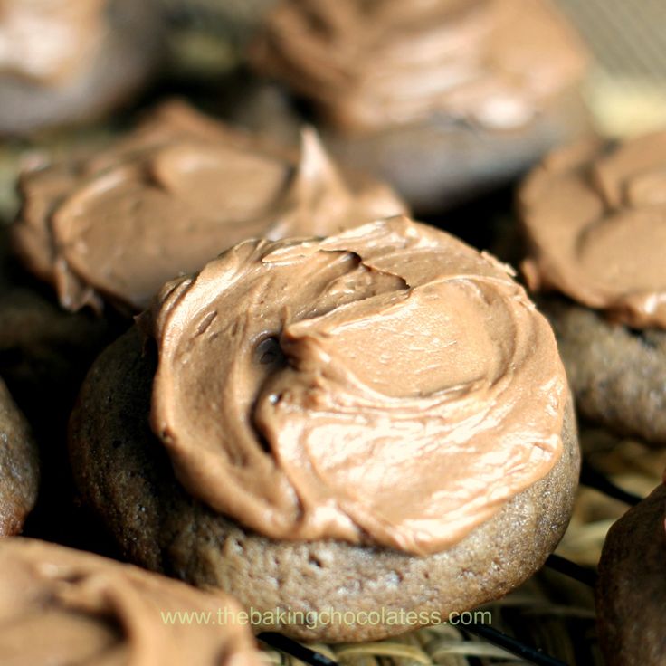 Mocha Frosted Chocolate Drop Cookies Mocha Frosted Chocolate Drop Cookies