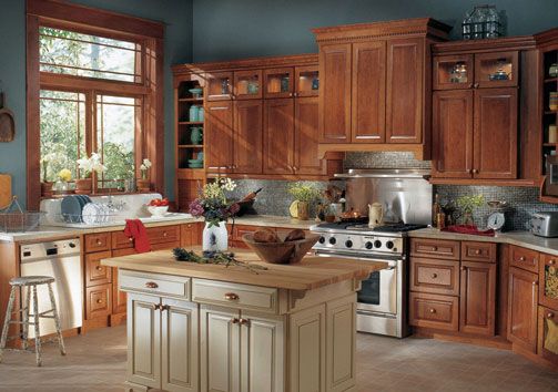 Dream Galley Kitchens | Kraftmaid Hardwood Cabinets ...