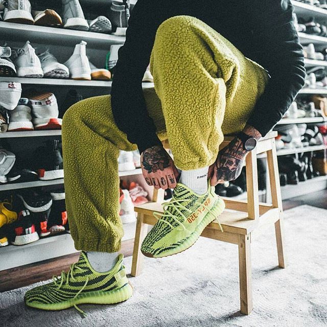 yeezy frozen yellow fit