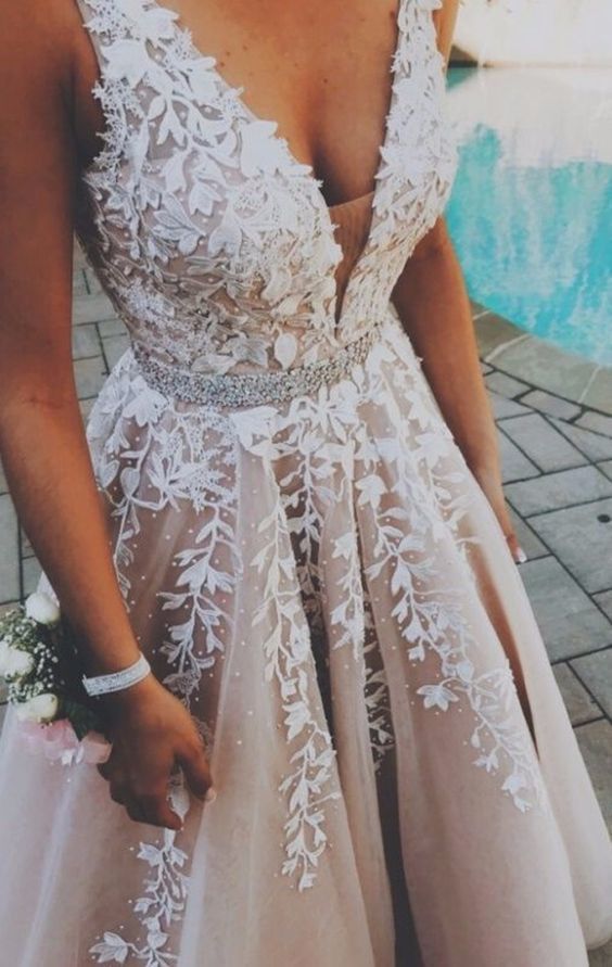 A-Line V-Ausschnitt Champagner-Tüll Abiballkleid mit by PrettyLady auf Zibbet -...