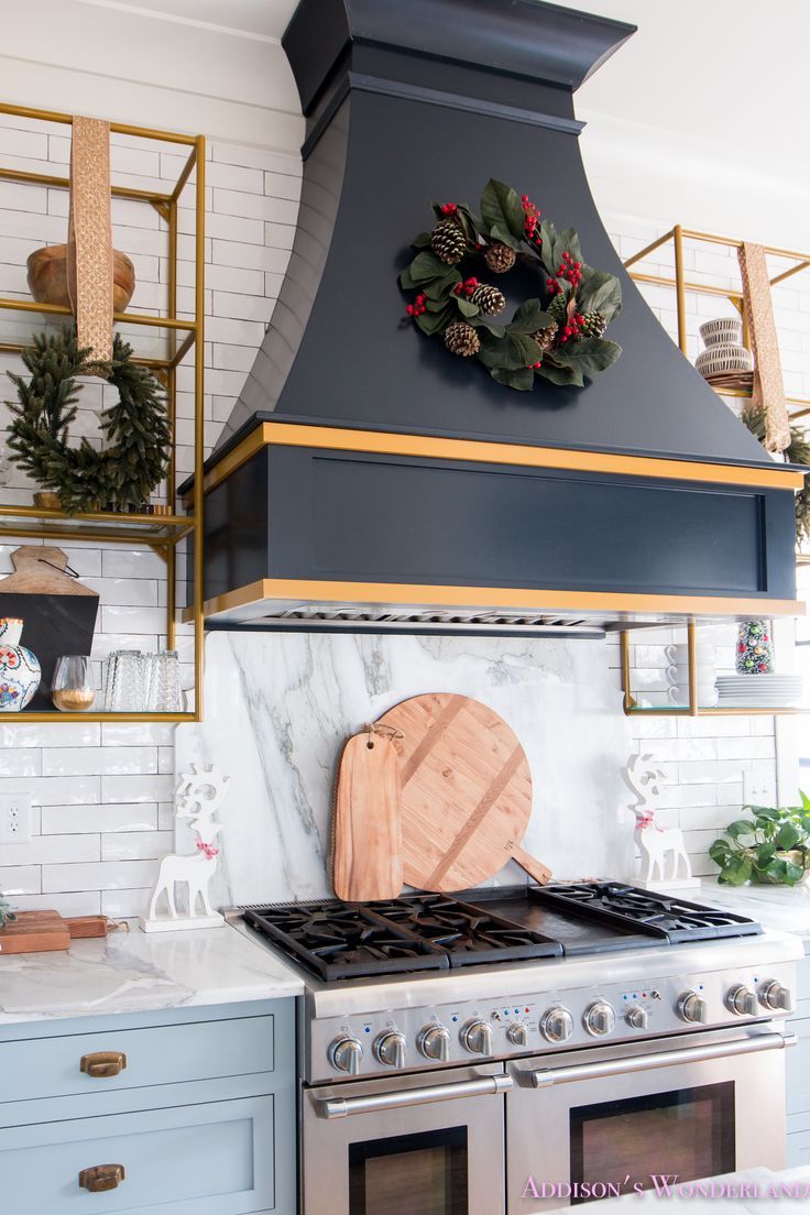 Holiday Kitchens Lancaster Square 3 In Stiles Rails Style