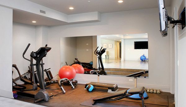 Professionally Installed Gym Mirrors Look The Nicest And Should Last Longest It S Best Way To Cover La Room At Home Small Gyms Decor Professionally Installed Gym Mirrors, How Big Should A Gym Mirror Be
