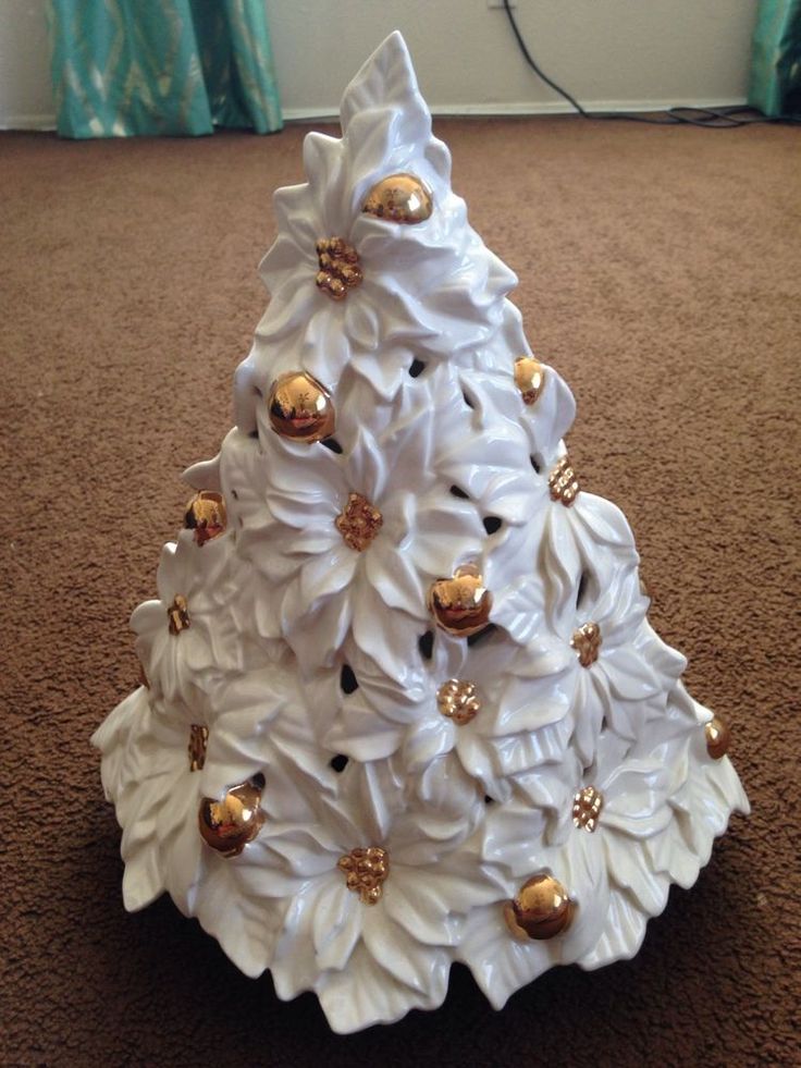atlantic mold white ceramic poinsettia christmas tree rare christmas tree images with lights