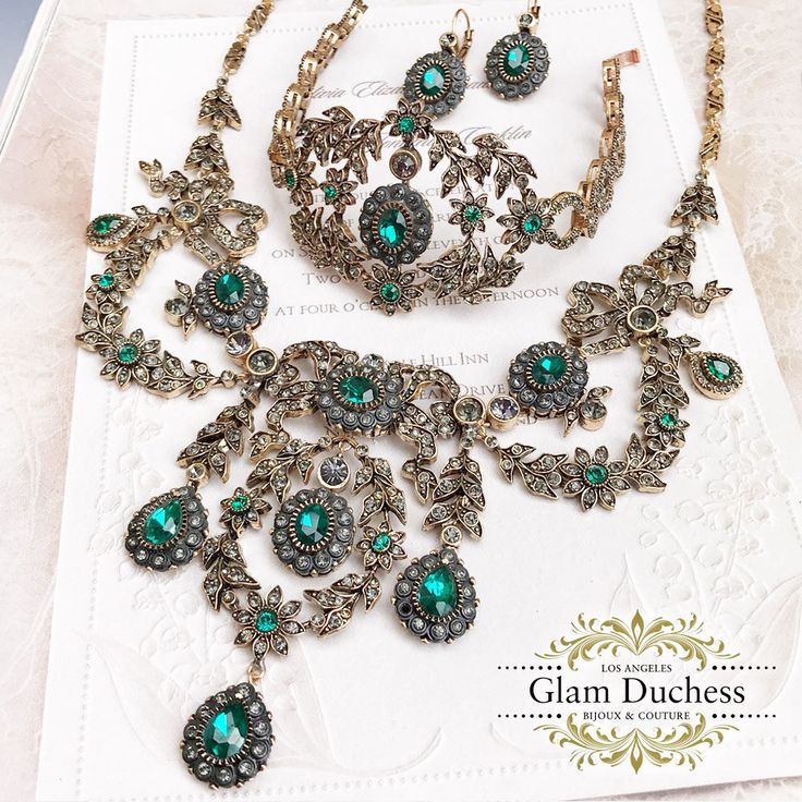 Emerald Green Vintage Inspired Victorian Jewelry Set Bronze Antique Gold Ballroom Bridal Necklace Earrings Bracelet set Bridal Jewelry Set