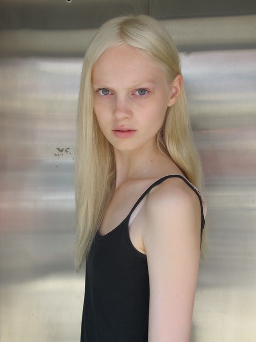 flat-chested-nude-teen-girls
