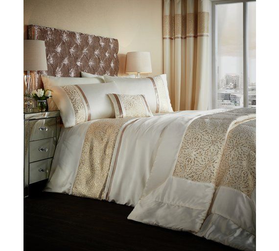 Pin By Jenny May On Bedroom Gold Bed Linens Luxury