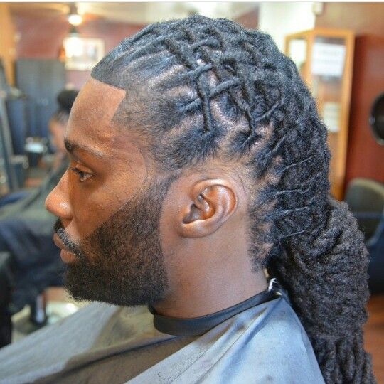 Dreads Hairstyles braid color combo inspiration for summer dreadlock hairstylesbraided Find This Pin And More On Locs Natural Styles By Jamfrica Dreads Hairstyles 34 long wavy black dreadlocks hairstyles Find This Pin And More On Locs Natural Styles By Jamfrica