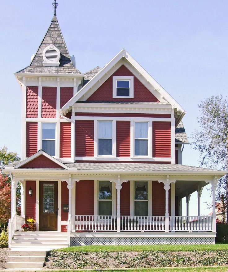 20 Exterior Entryway Designs With Charming Curb Appeal In 2020 Victorian Homes Exterior Porch Remodel Front Porch Remodel