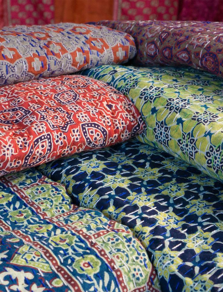 Die besten 25+ Sofaüberwürfe Ideen auf Pinterest Sofaüberwurf - tagesdecke fur bett 25 wunderschone beispiele Die besten 25+ Sofaüberwürfe Ideen auf Pinterest Sofaüberwurf - tagesdecke fur bett 25 wunderschone beispiele