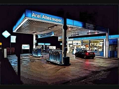 Mario Barth - Wenn Frauen Tanken - YouTube