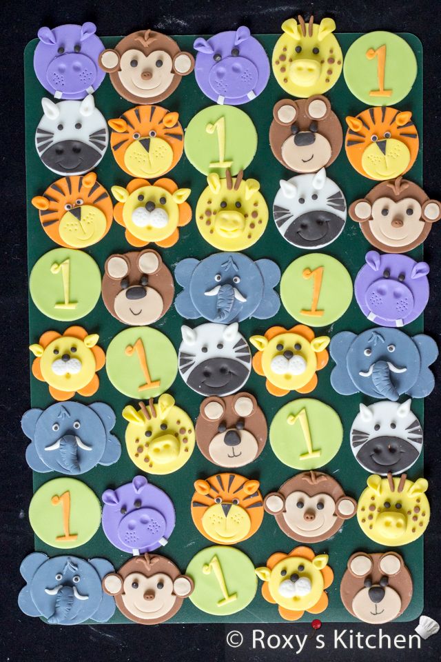 Jungle Themed Cupcake Cake Jungle Themed Cupcake Cake