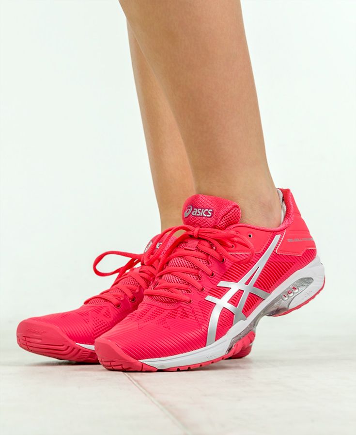 asics low profile shoes