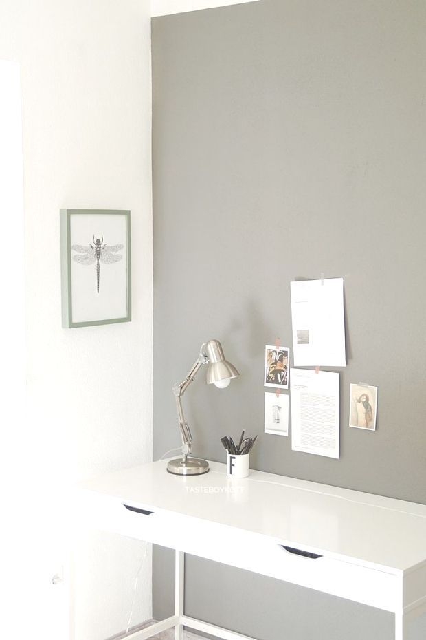 Ikea Schreibtisch Weiss Enden Sie Mit 3 Ekby Tore Halterung Tischplatte Das Regal An Die Spitze Der Tabelle Ikea Ikea Schreibtisch Weiss Ikea Schreibtisch Ikea