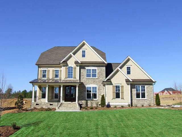 Stone And Vinyl Siding Change Front Of House To This Color Scheme Stone And Vinyl Siding Change Front Of House To This Color Scheme Design Houses Pinterest Home North Carolina Homes