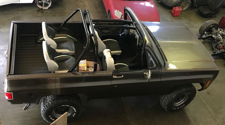 Aftermarket Chevy Truck Seats >> Aerial view of bucket seats and Rhino lining in my Blazer | Ford bronco, K5 blazer, Chevrolet blazer Aftermarket Chevy Truck Seats >> Aerial view of bucket seats and Rhino lining in my Blazer | Ford bronco, K5 blazer, Chevrolet blazer